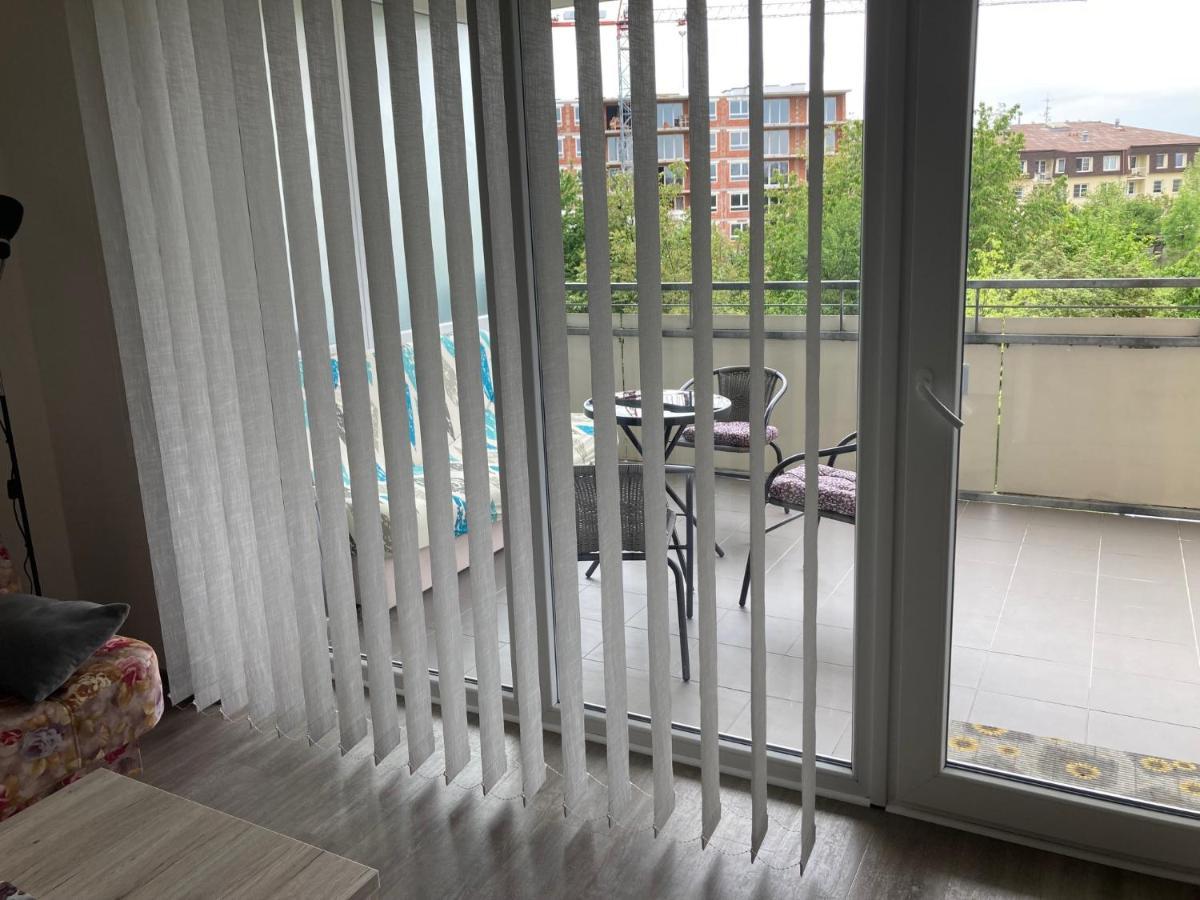 Apartman Edita - Byt S Terasou A Parkovacim Stanim, Topolova, Olomouc Apartment Exterior photo